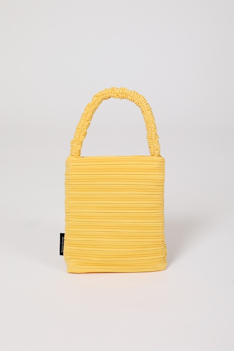 Larva bag in Lemon Yellow