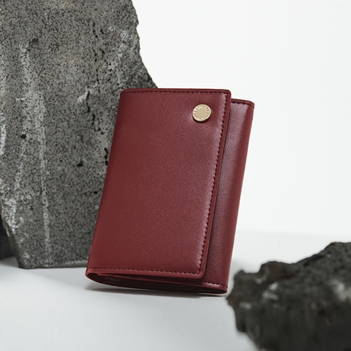 Wallet in Cherry Red