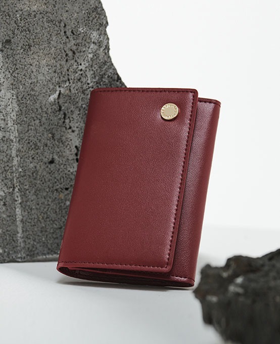 Wallet in Cherry Red